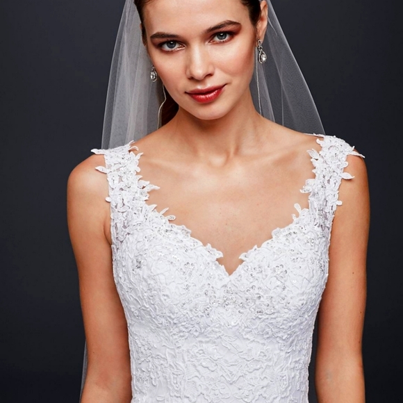 Beaded Venice Lace Trumpet Wedding Dress